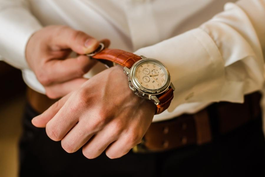 Why a Watch with a Leather Strap is a Timeless Accessory?